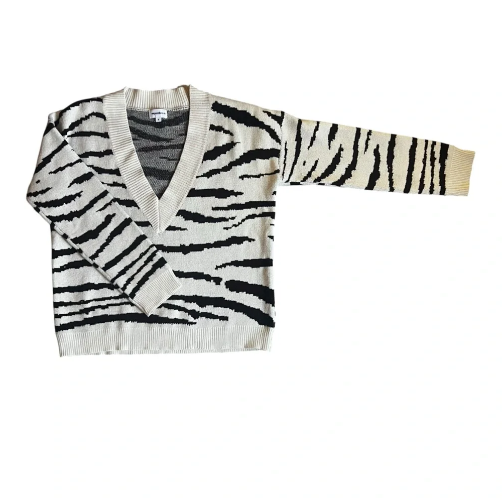 Superdown Zendaya V-Neck Sweater Cream Brown Size S - Picture 3 of 10